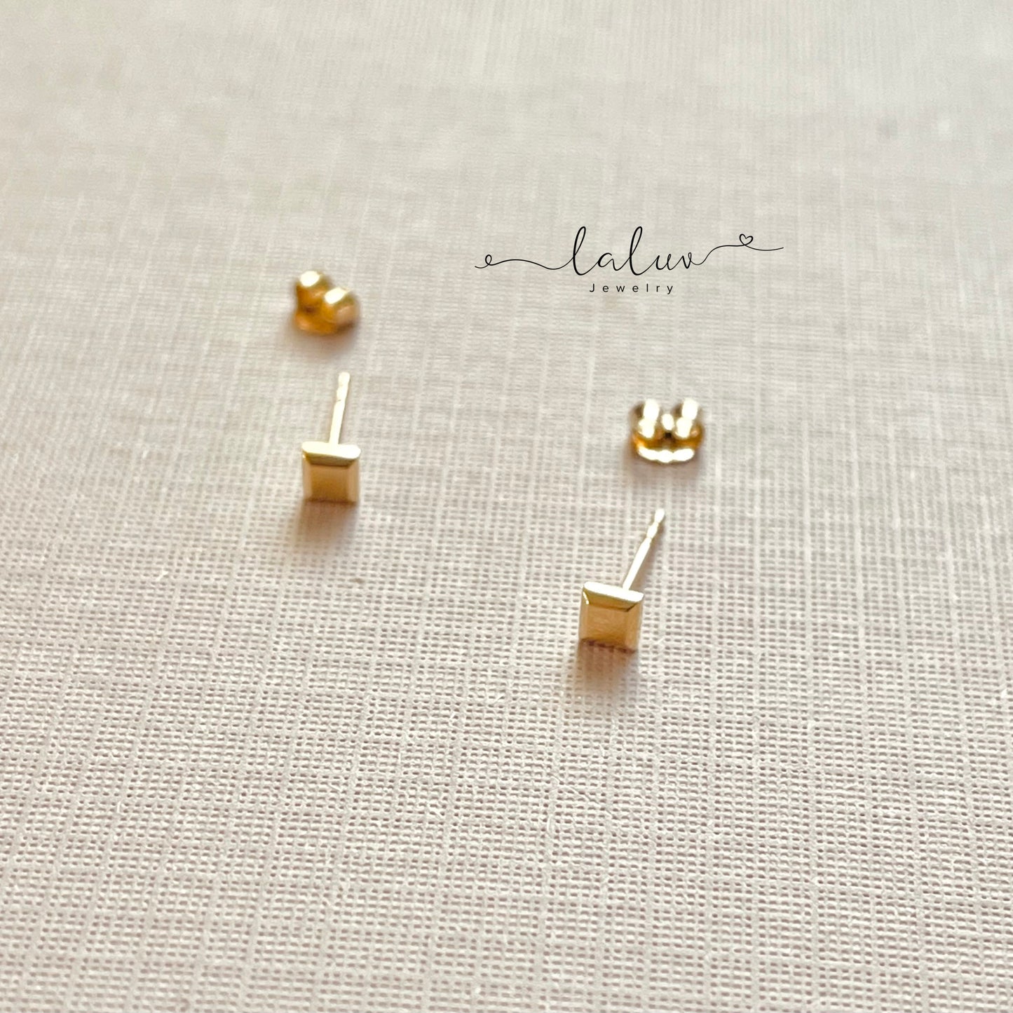 14k Solid Gold Dainty Square Stud Earrings